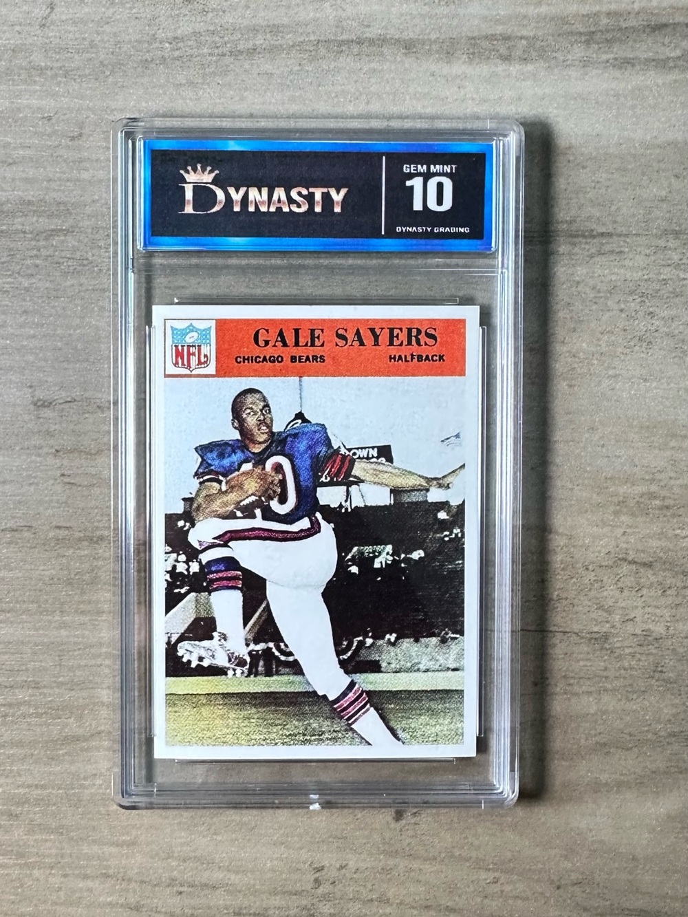 Gale Sayers Rookie Gem Mint 10 1966 Topps #38 Gem Mint 10 Novelty Football Card.